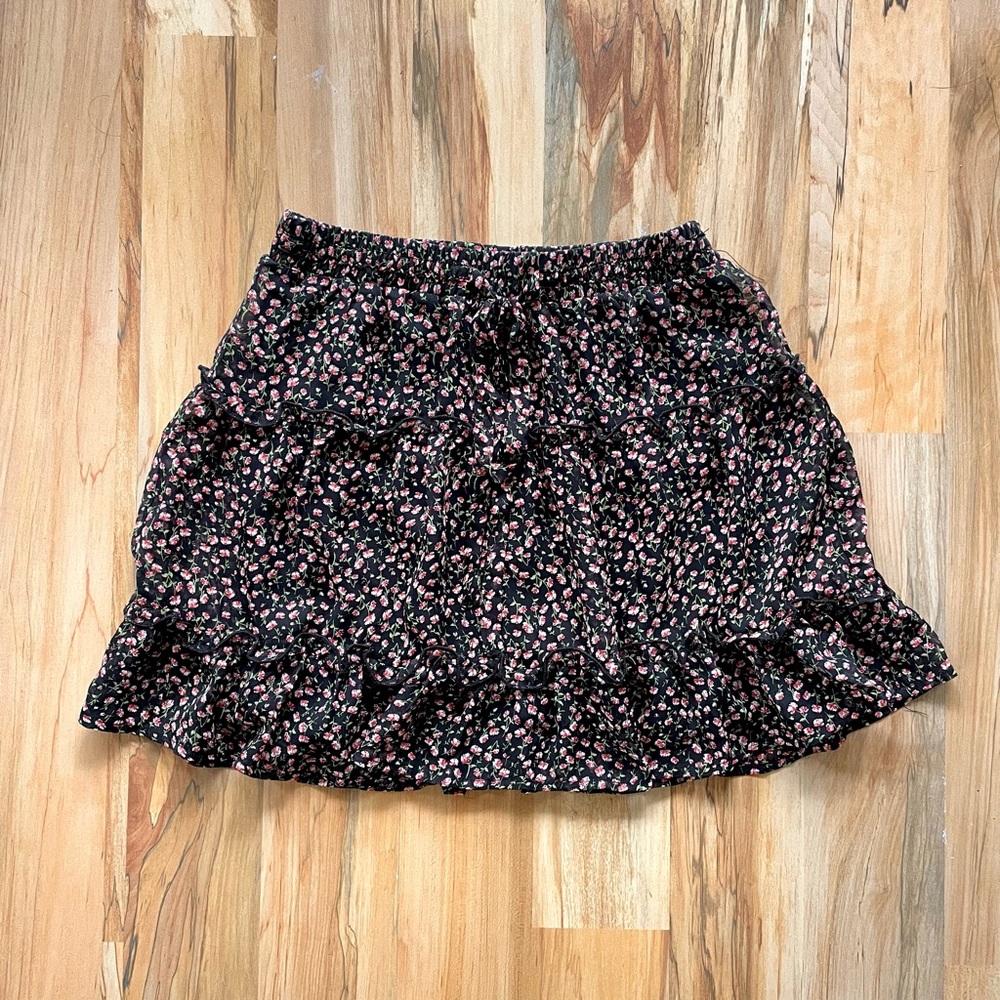 NWT Sienna Sky Floral Skirt S